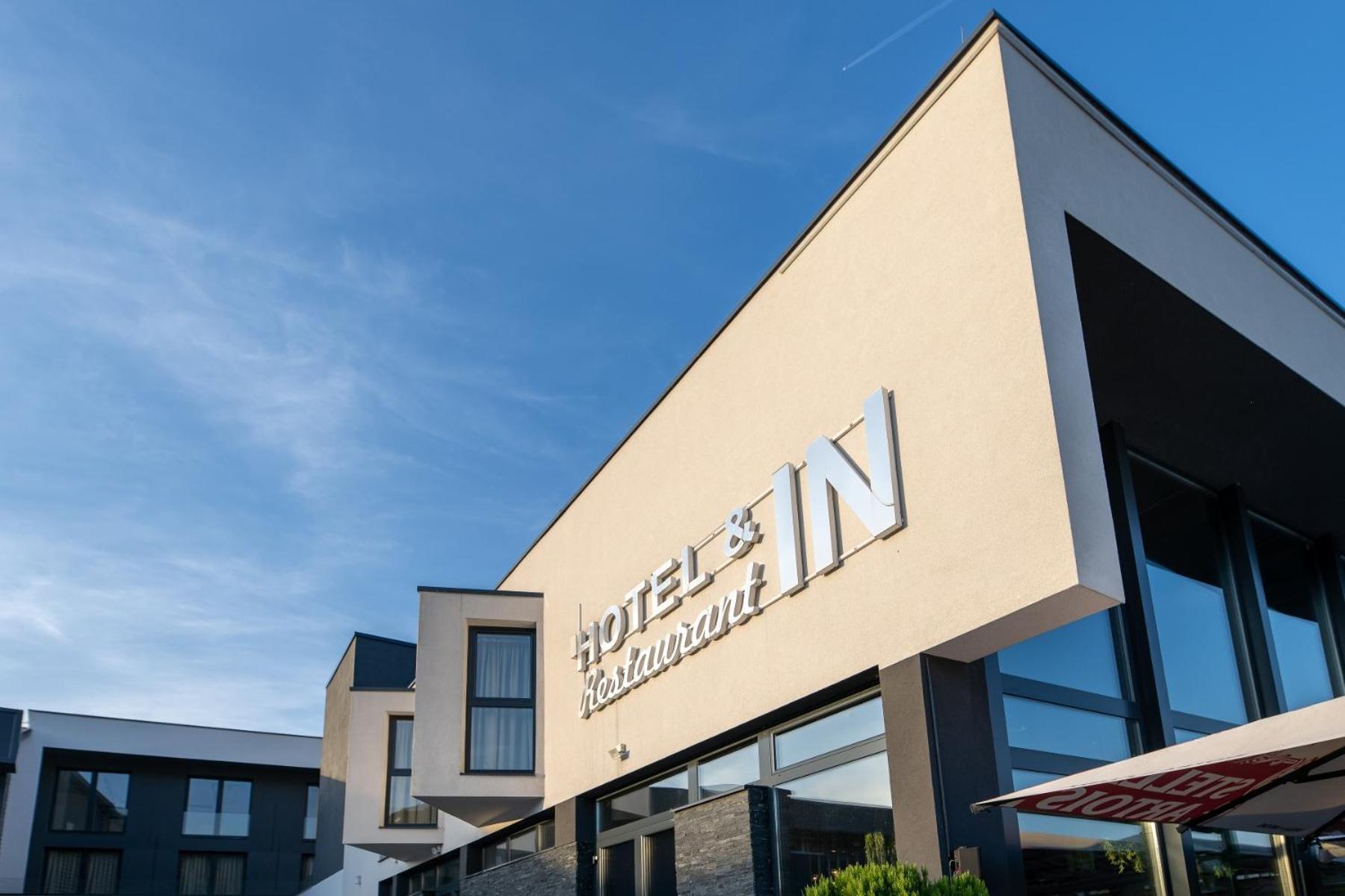 Hotel In Zepce Exteriör bild